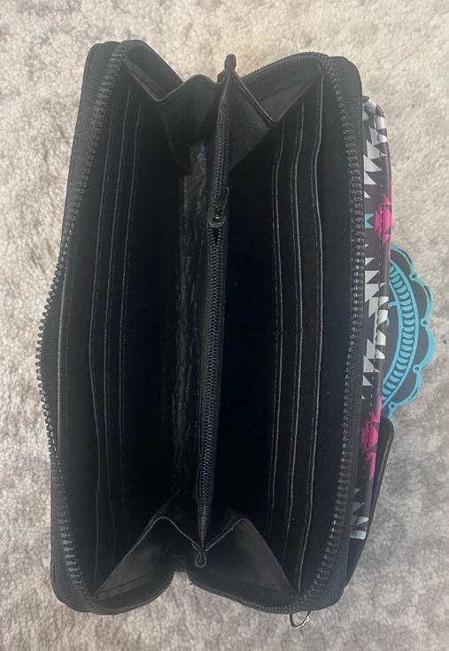 Sterling Kreek Make the Call Phone Wallet Bag